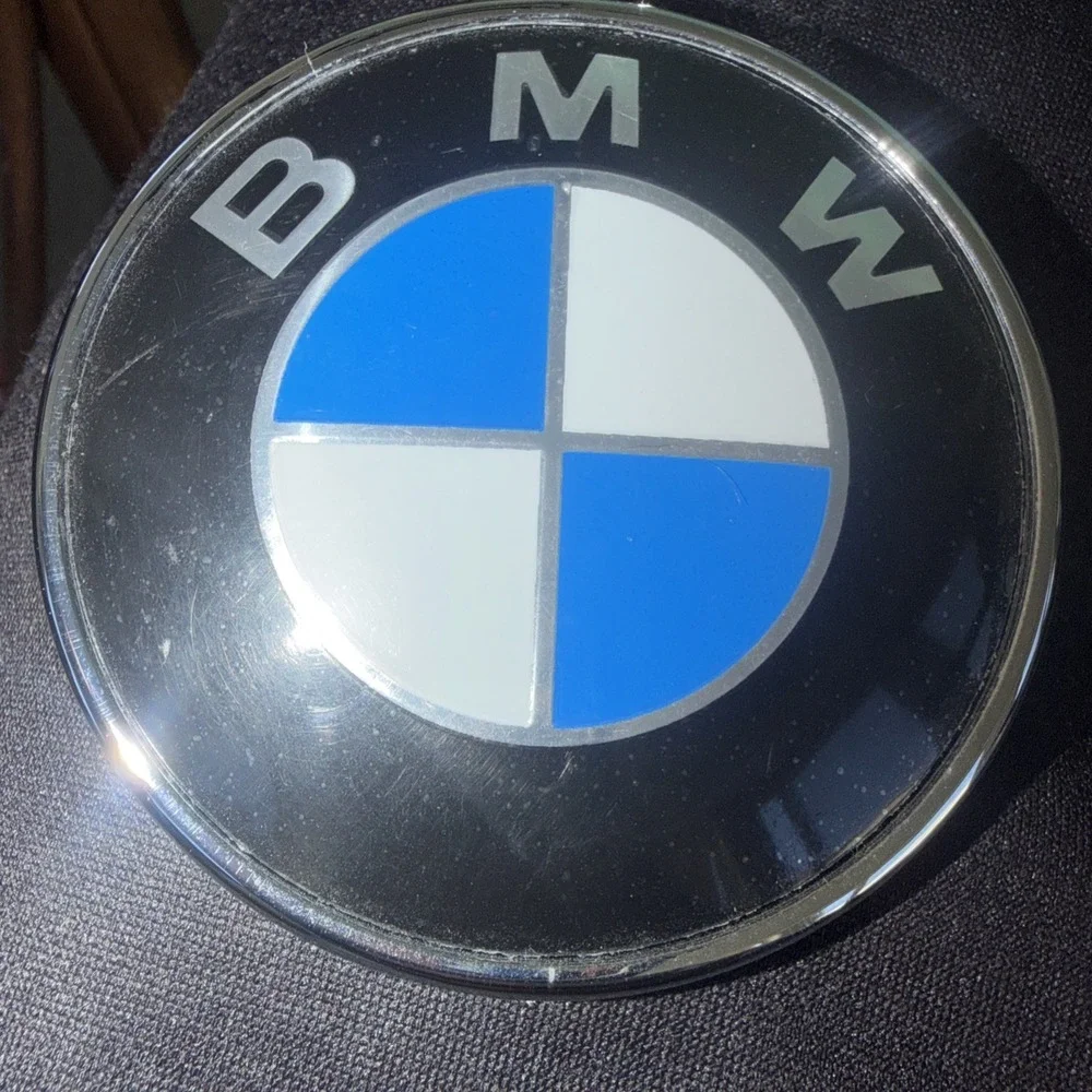 Genuine BMW Trunk Roundel, Emblem 51 14-8132375 82mm - Picture 4 of 4